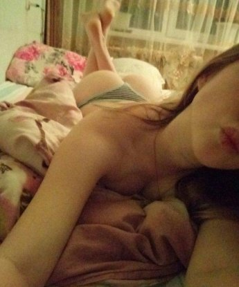 Я знаю, как доставить удовольствие и открыта для экспериментов. Мои услуги включают все, что ты можешь воображать - классический секс, оральный секс, анальный секс, эротический массаж и многое другое. Я мастерски владею искусством удовлетворения мужчин и готова исполнить все твои желания и фантазии. У меня есть много положительных отзывов, которые подтверждают мою профессиональность и нежность. Если ты ищешь идеальное сочетание страсти и нежности, приходи в Москву, где я живу, и я сделаю твои самые скрытые желания реальностью. 🌟💋💫 Анастасия